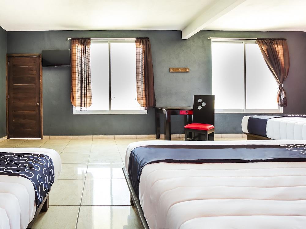 Hotel Alameda Maravatio Ngoại thất bức ảnh